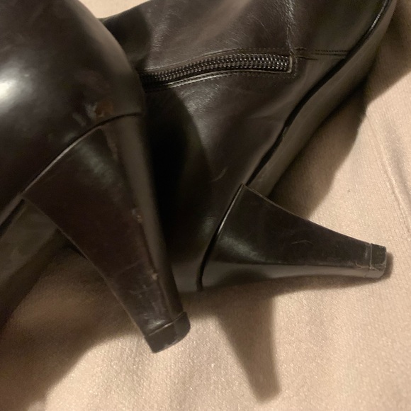 Stuart Weitzman Short Boots - Picture 5 of 13